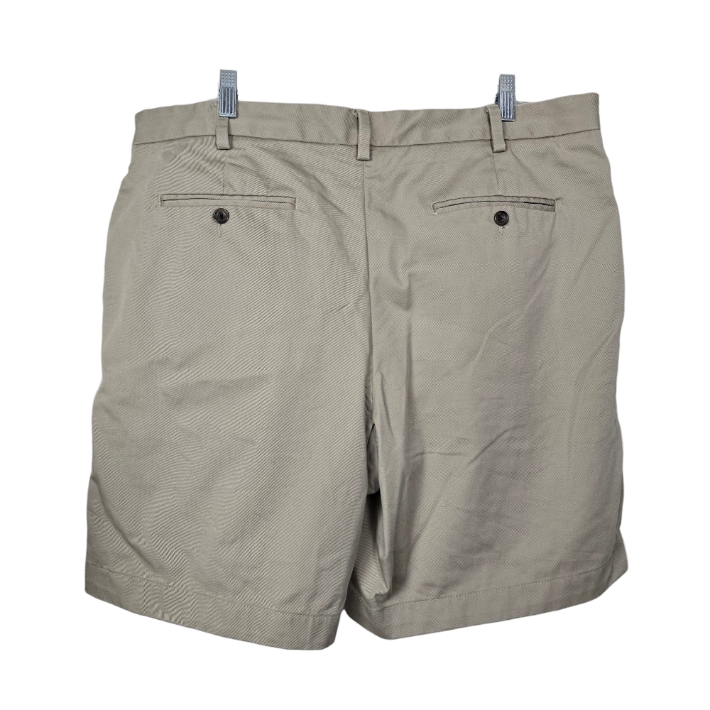 Eddie Bauer Khaki Shorts 40 - Picture 3 of 6